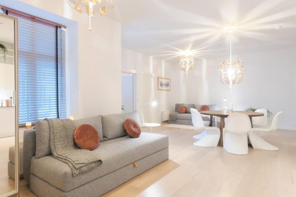 Exquisite Apartment, Most Convenient Location, Apt 5. København Eksteriør billede